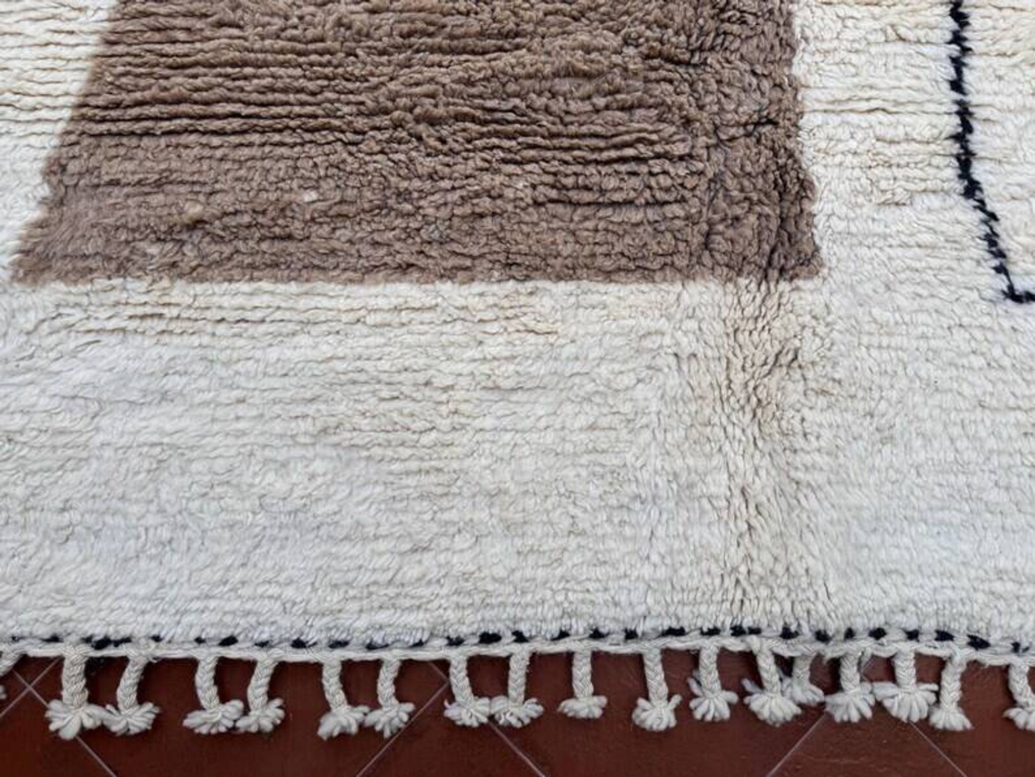Moroccan Berber rug 200cm x 300cm