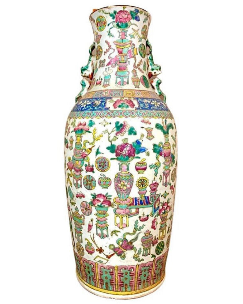 Canton Porcelain Vase, 19th century