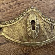 4 antique bronze/gilded brass lock plates Louis XV furniture Na
