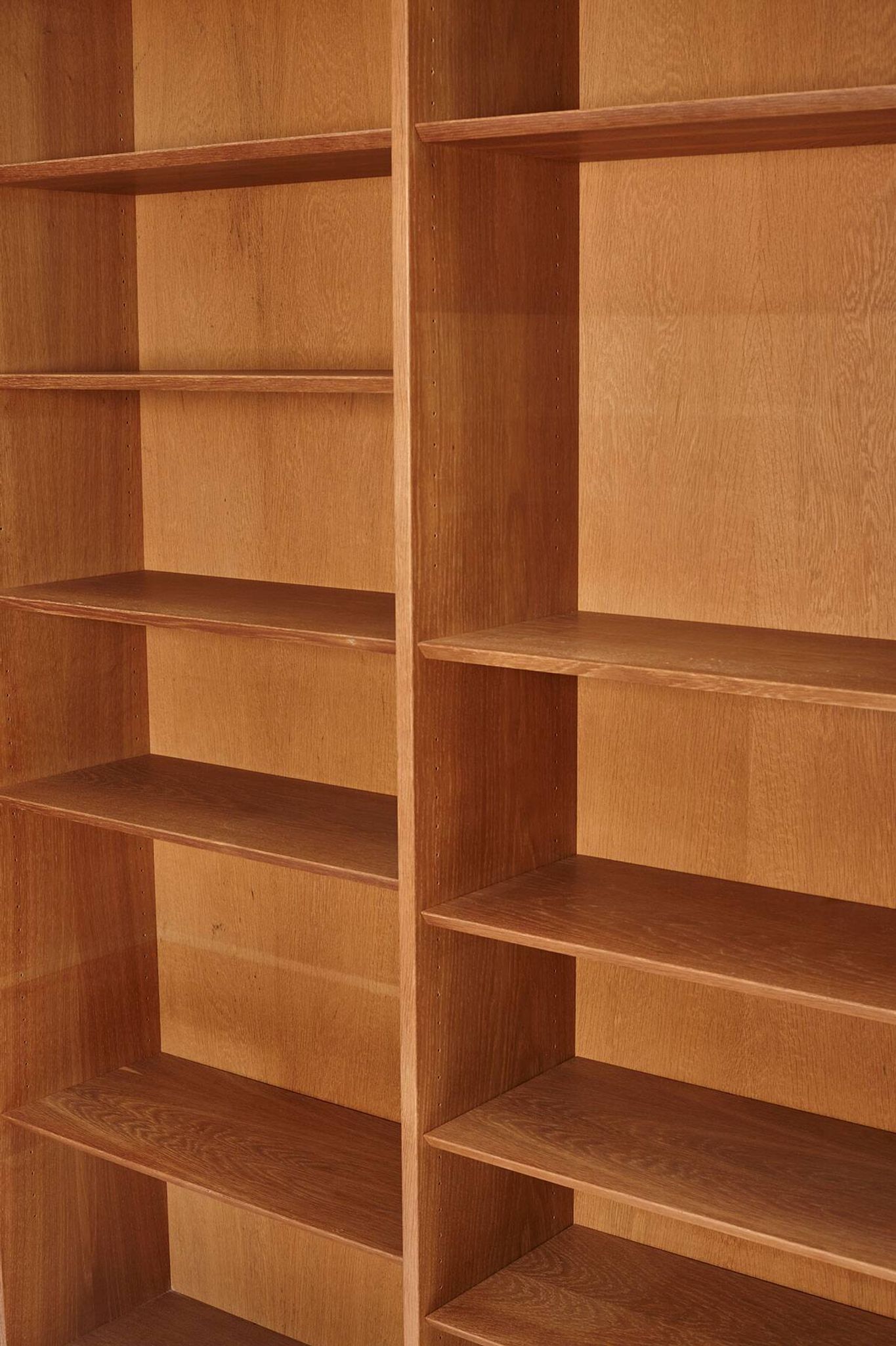 Poul Hundevad bookcase