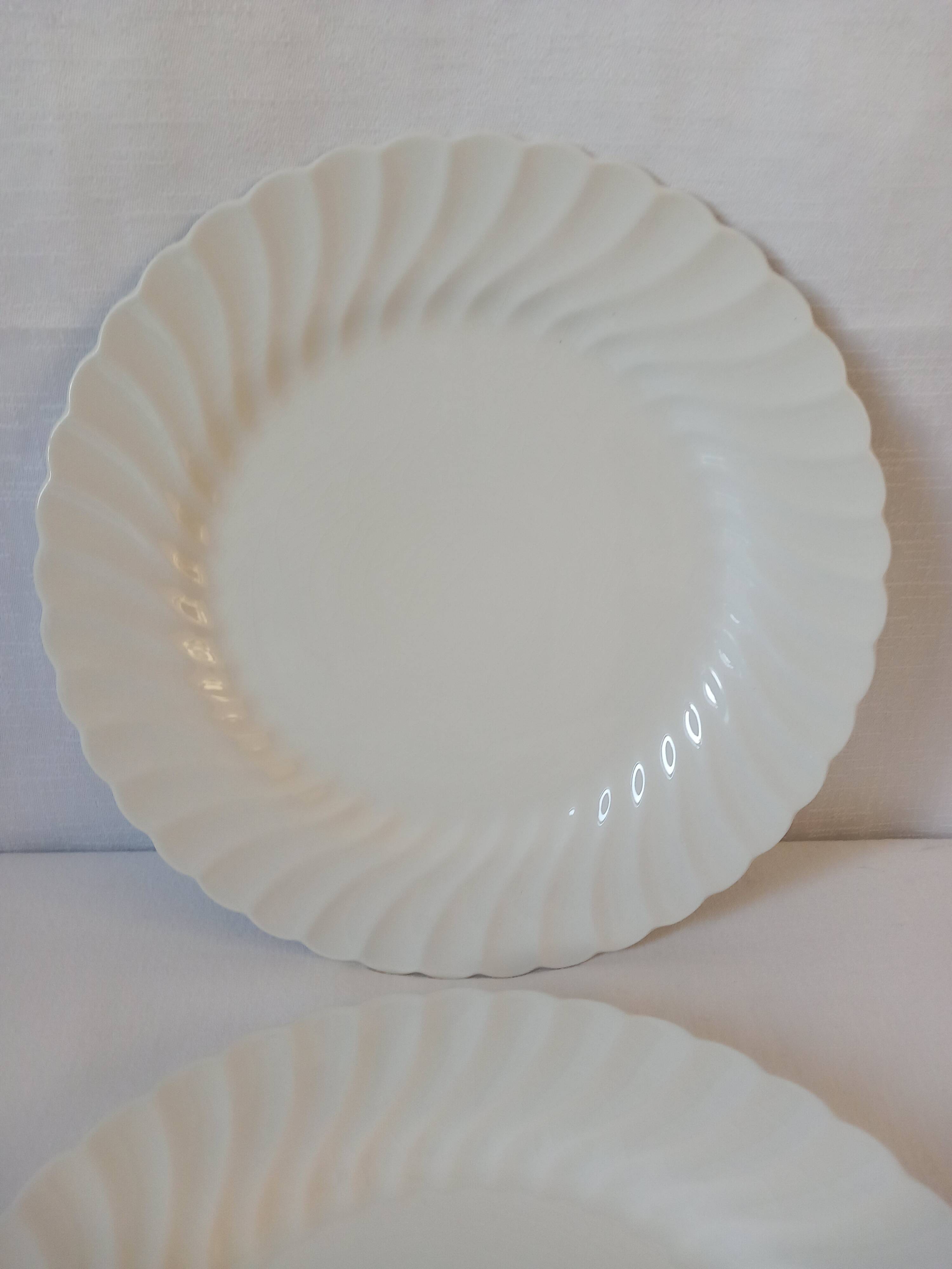 3 Johnson Brothers dinner plates