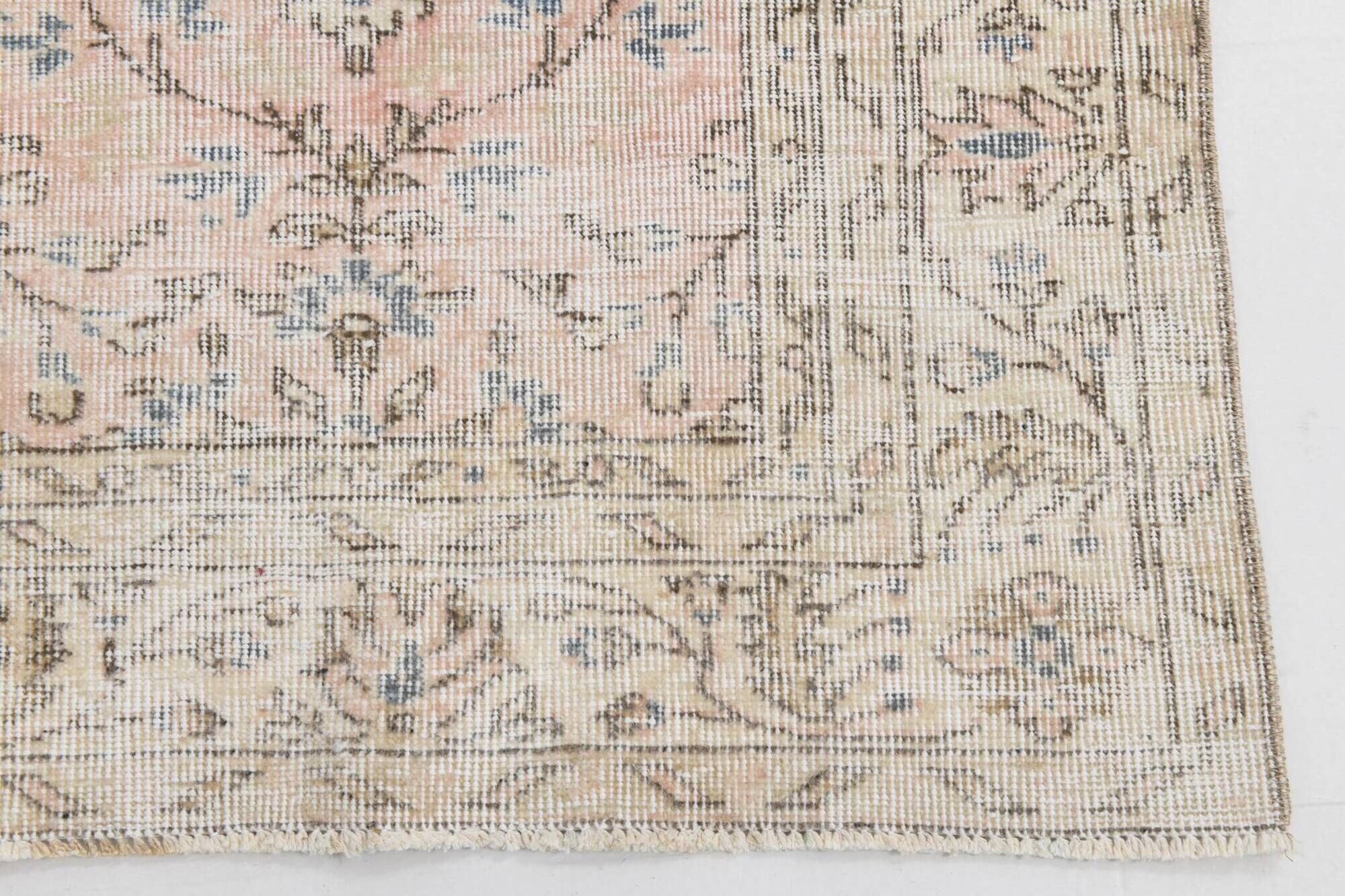 7x10 Blush Pink All-Over Floral Anatolian Vintage Rug, 215x304Cm