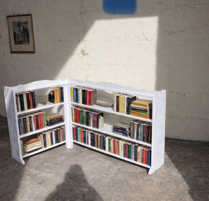 Bibliothèque sur pieds de Campagne