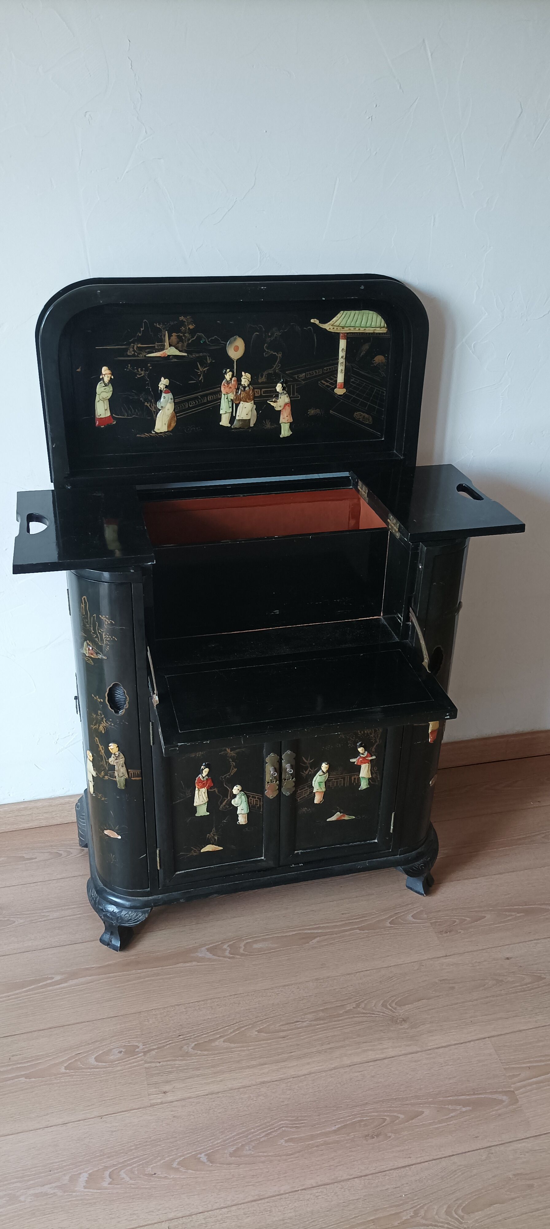 Chinese bar furniture