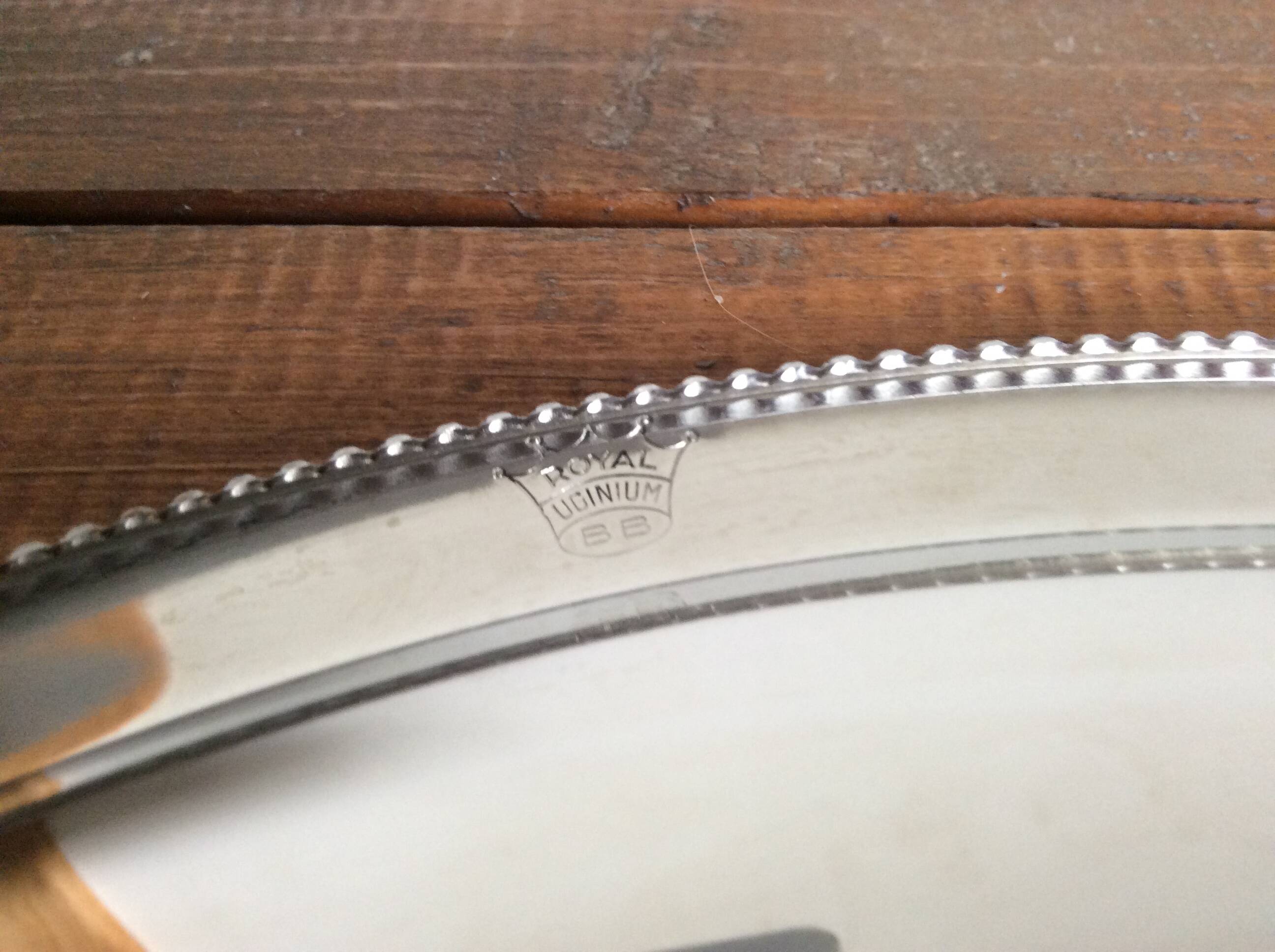 Stainless steel pearl plate