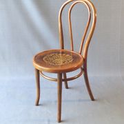 Thonet bistro chair N°18 art nouveau wood seat, production 1925