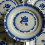 5 plates of vintage blue flowers
