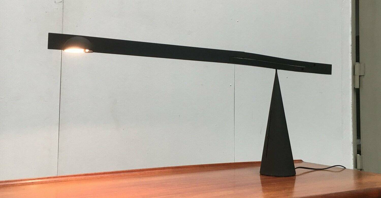 Postmodern Italian table lamp model Tabla by Mario Barbaglia and Marco Colombo for Italiana Luce, 1980s.