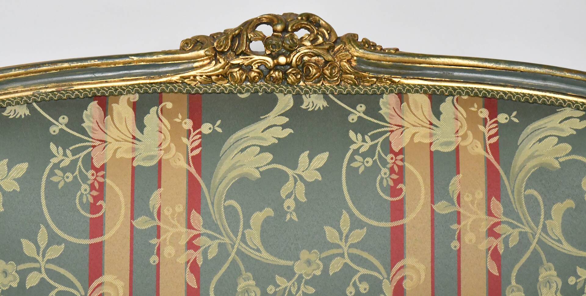 Louis XV style basket sofa