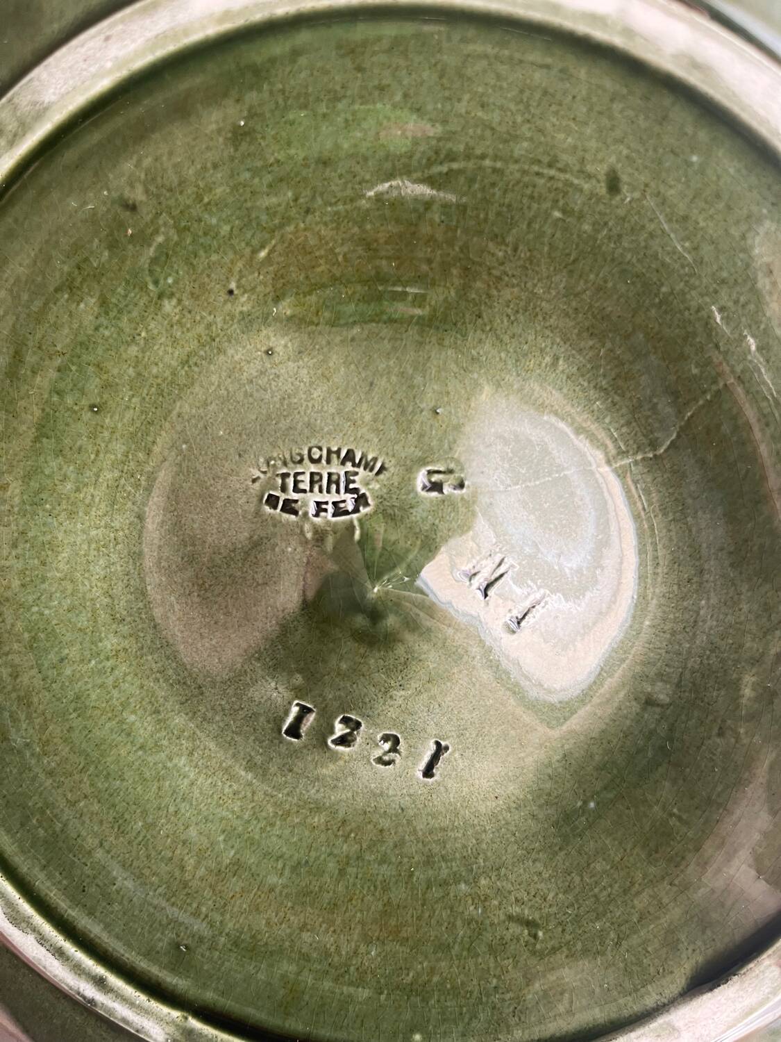 Old Terre de Fer oyster plate – Longchamp 1920, earthenware