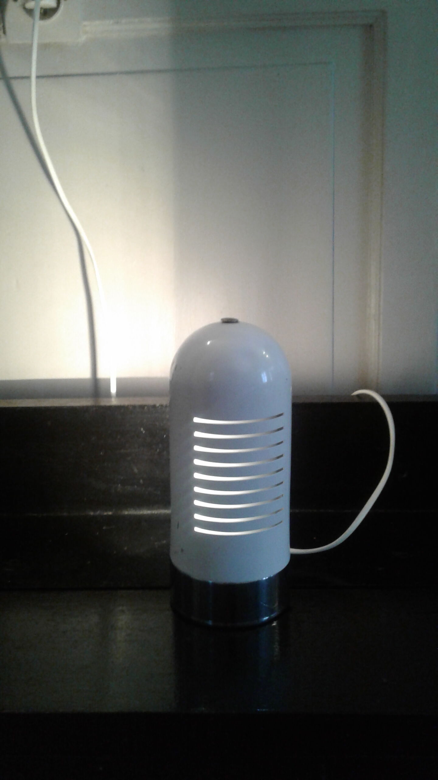 Italian shutter lamp