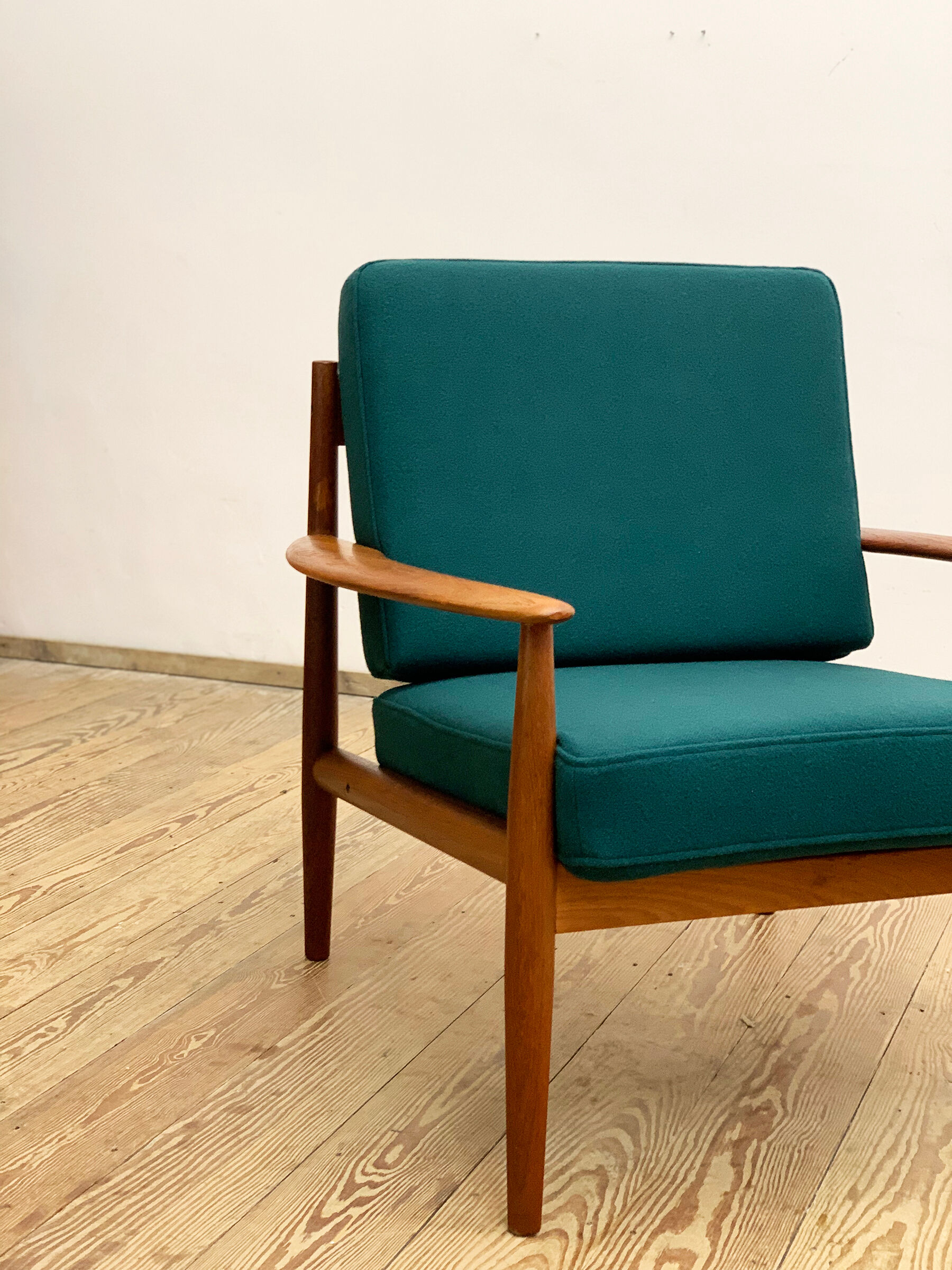 Mid Century Modern Teak armchair or easy chair by Grete Jalk for France & Son, Danish Design, 1950er