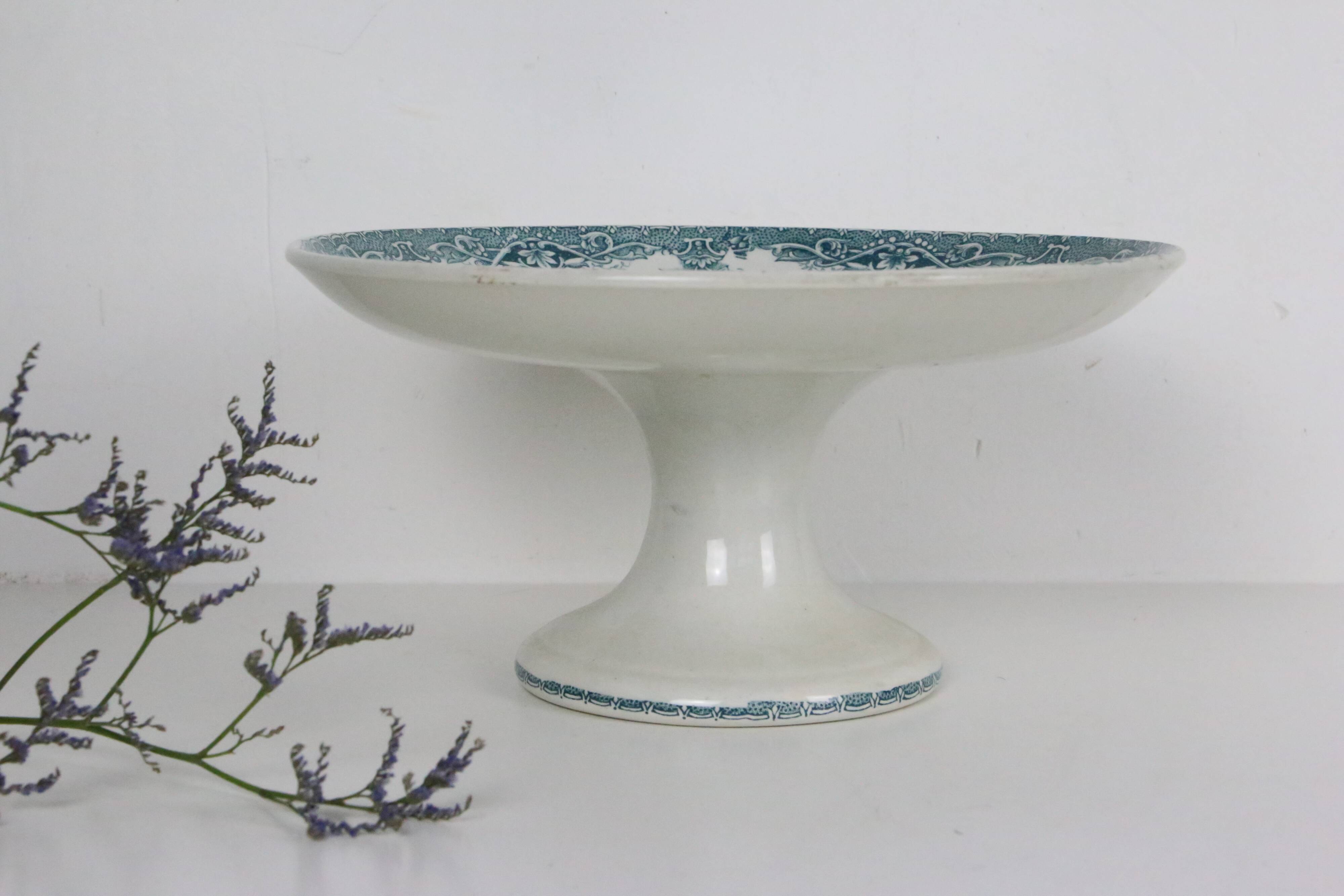 Old ceramic compote bowl, Prima de Saint Amand model, French manufacture, late 19th century