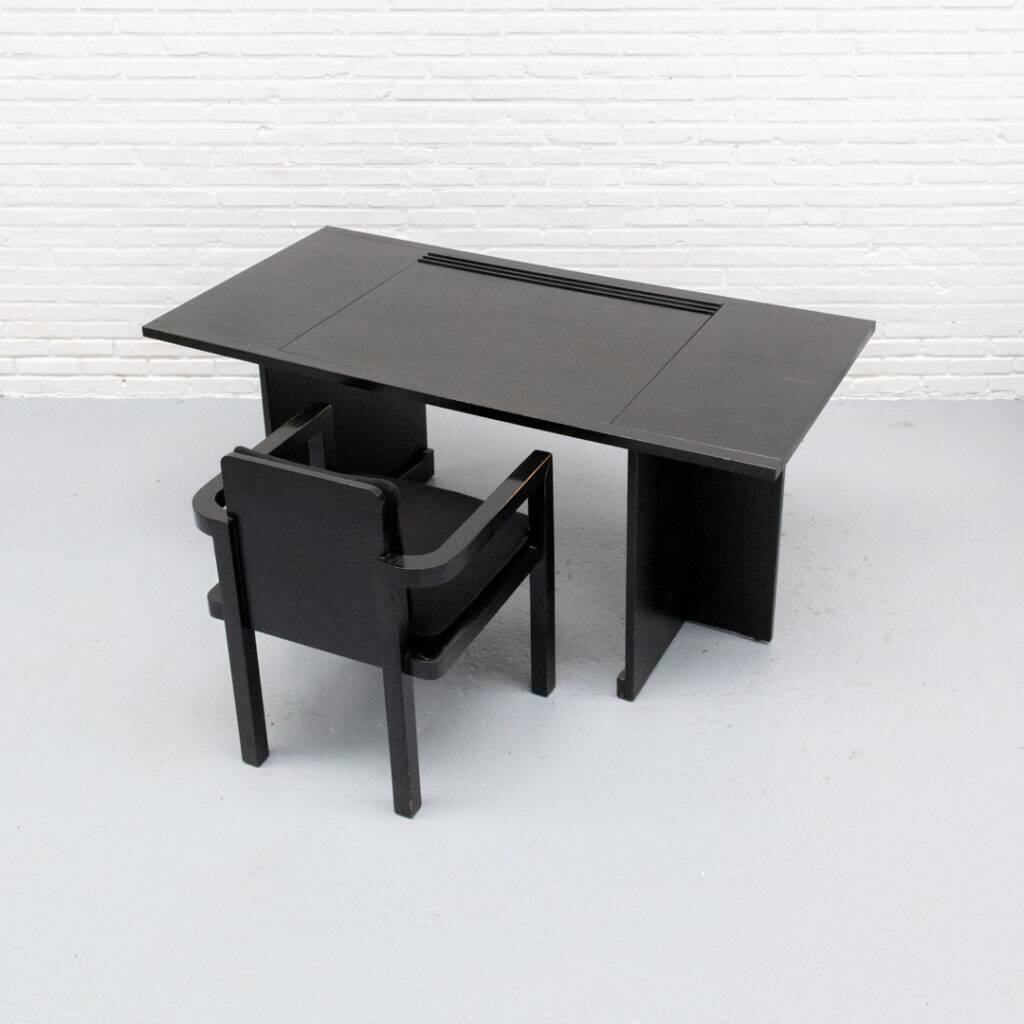 Chaise et bureau Walter Gropius Fagus