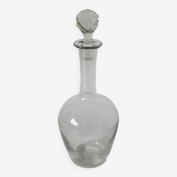 grande carafe à vin en verre ciselé et bouchon facetté 1930