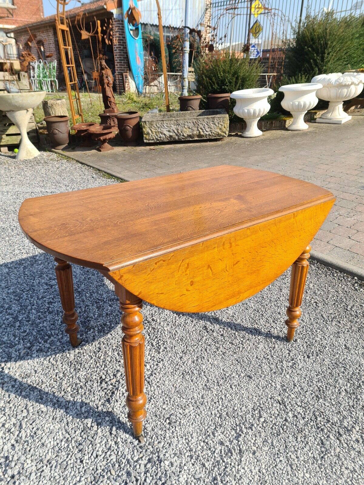 Table 4 pieds en chêne avec 2 allonges