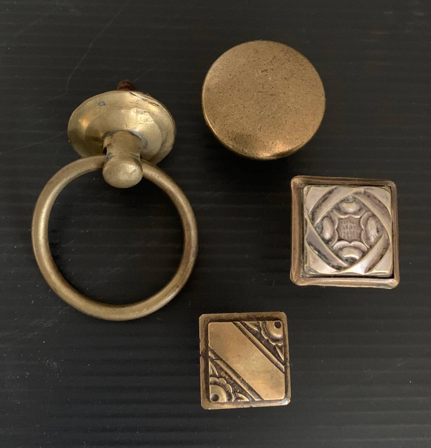 Lot de 4 poignées de meuble