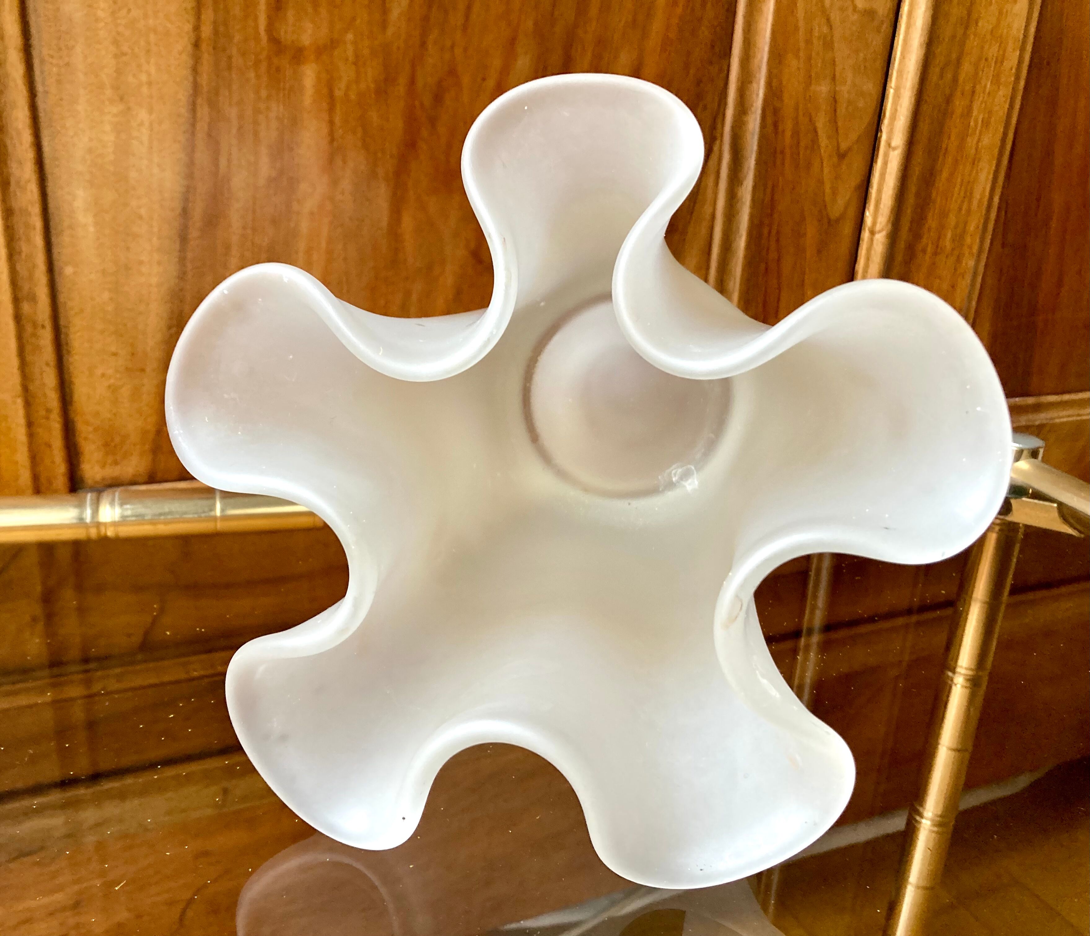 Vintage handkerchief vase made of glass paste