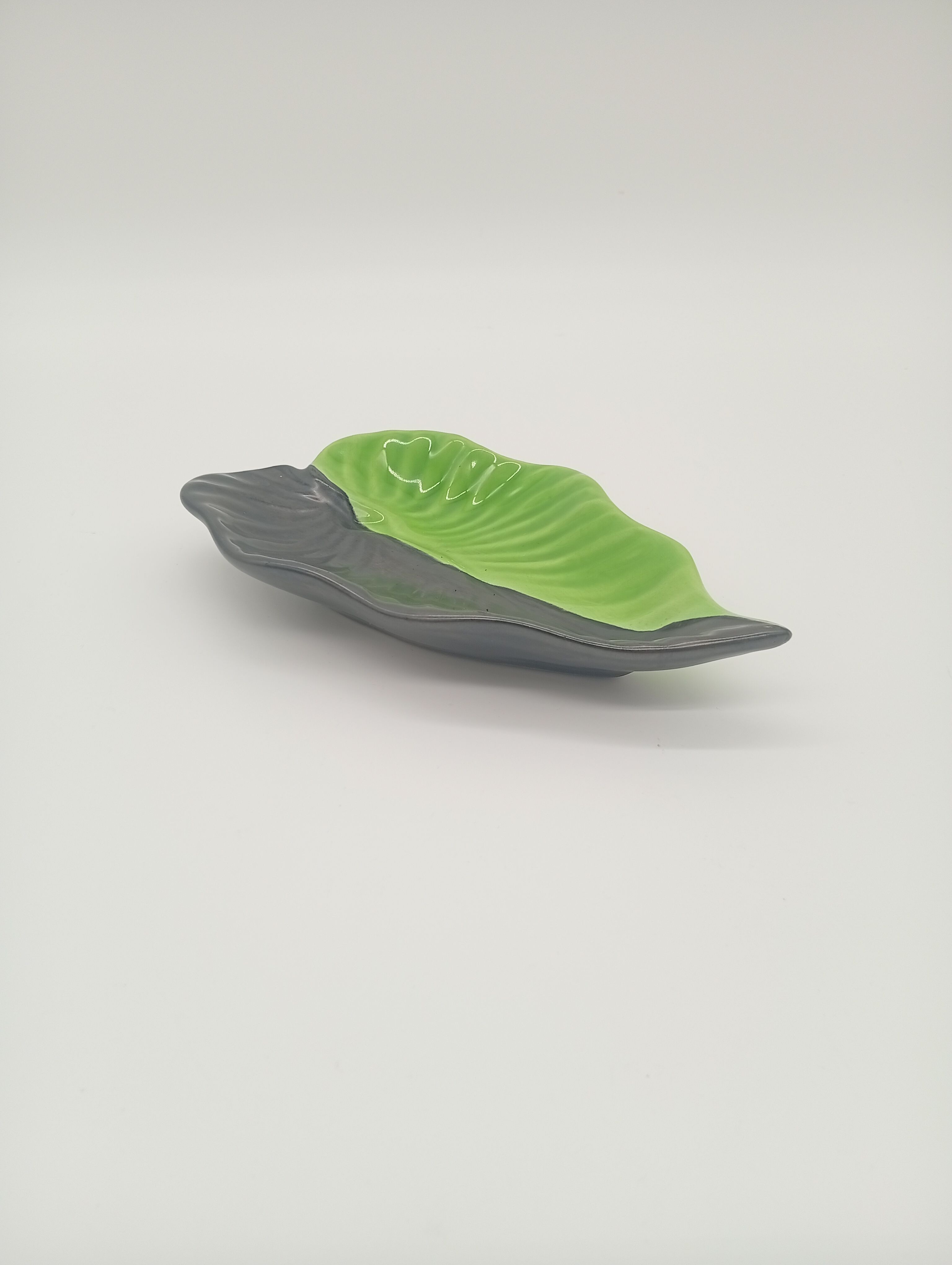 SAP Vallauris Vintage Leaf Bowl Two-Tone Ceramic Green Black 50s 60s