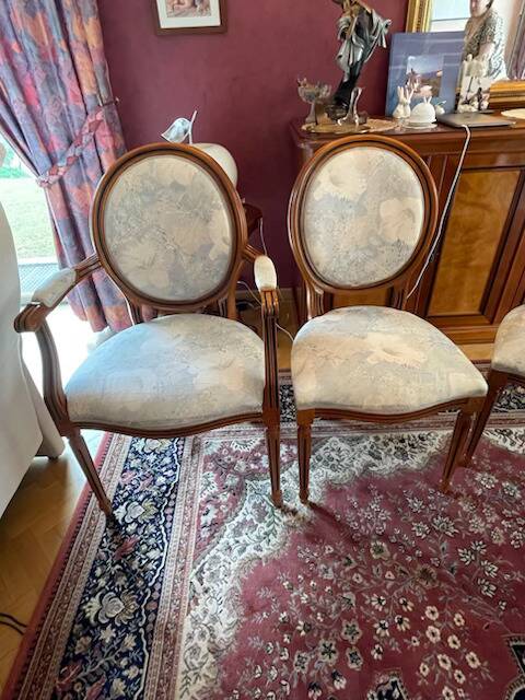 4 chairs and 2 armchairs