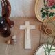 Crucifix en aluminium vintage