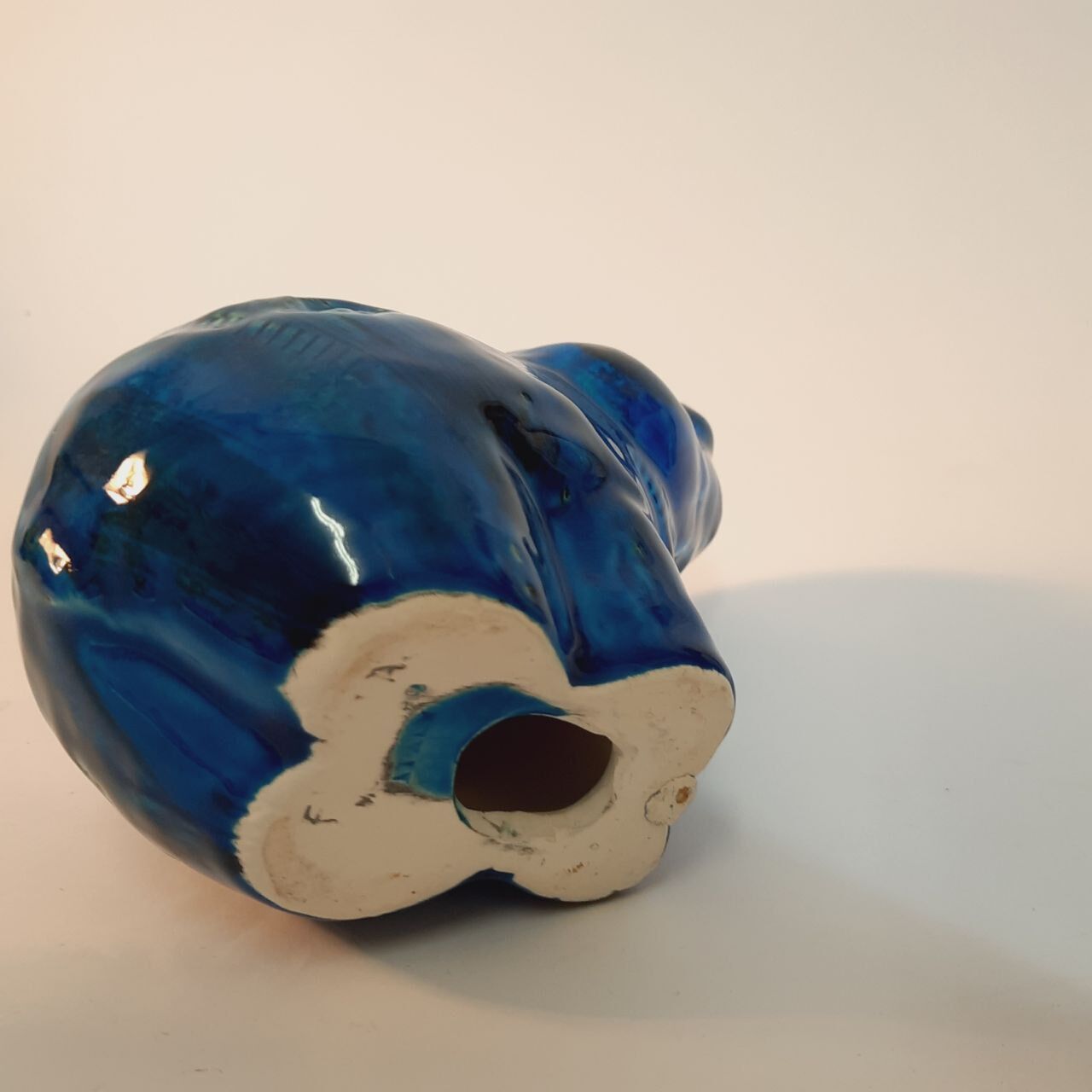Vintage hippo statue, design Aldo Londi for Bitossi, Rimini blue series.