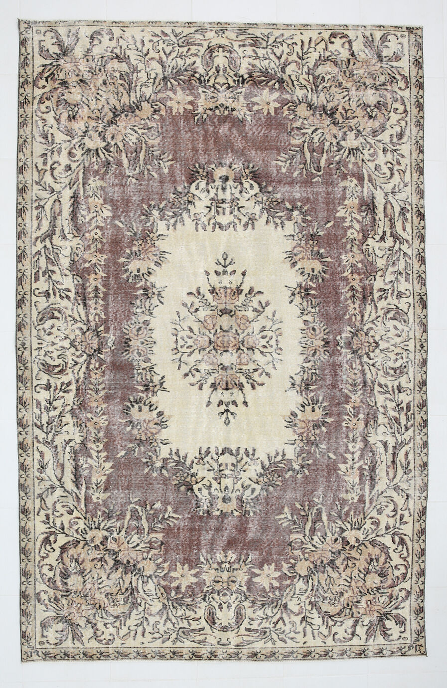 6x10 brown & beige classic antique rug, 192x299cm