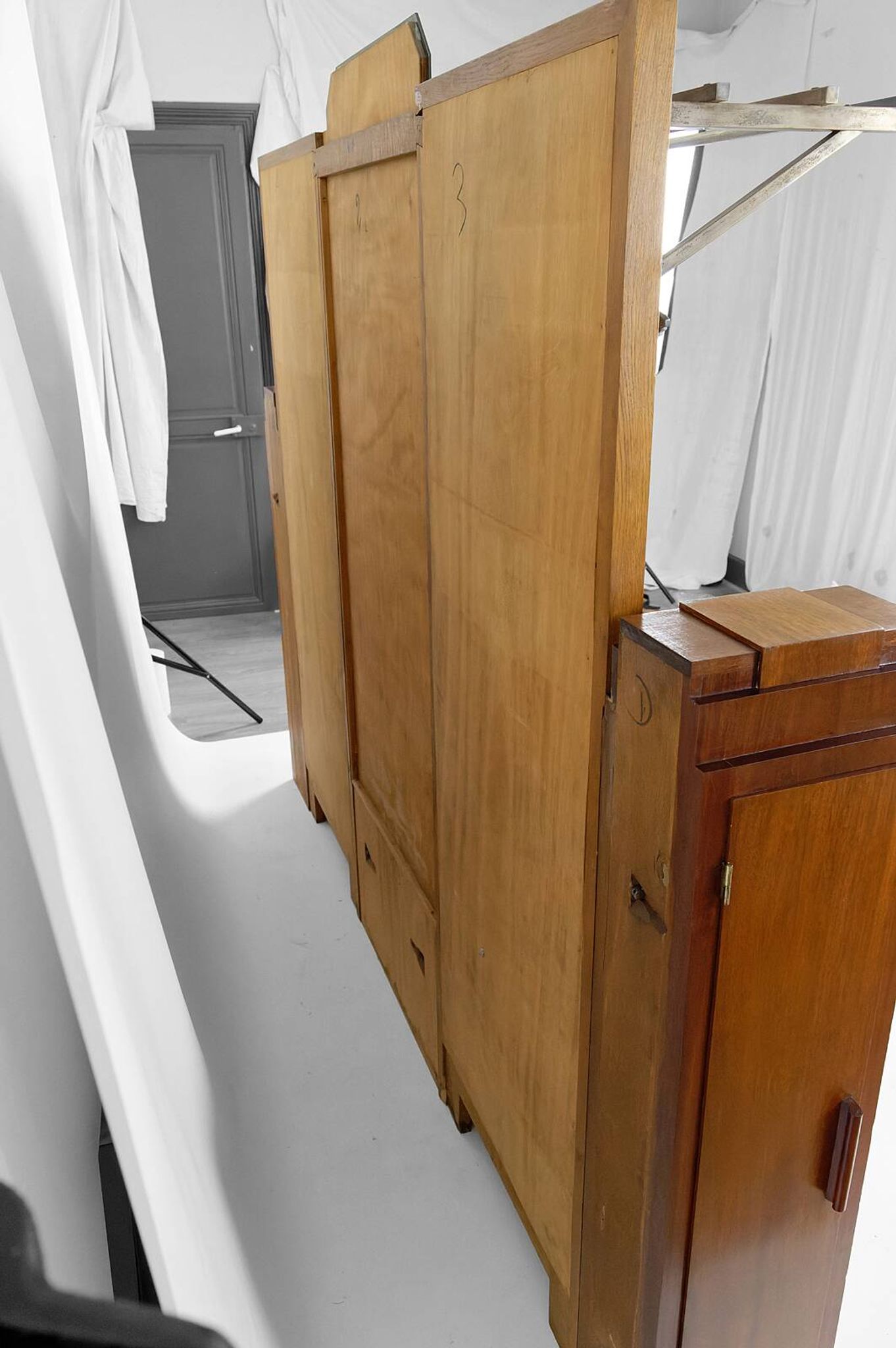 Large Art Deco wardrobe in oak, marble and mahogany, circa 1925