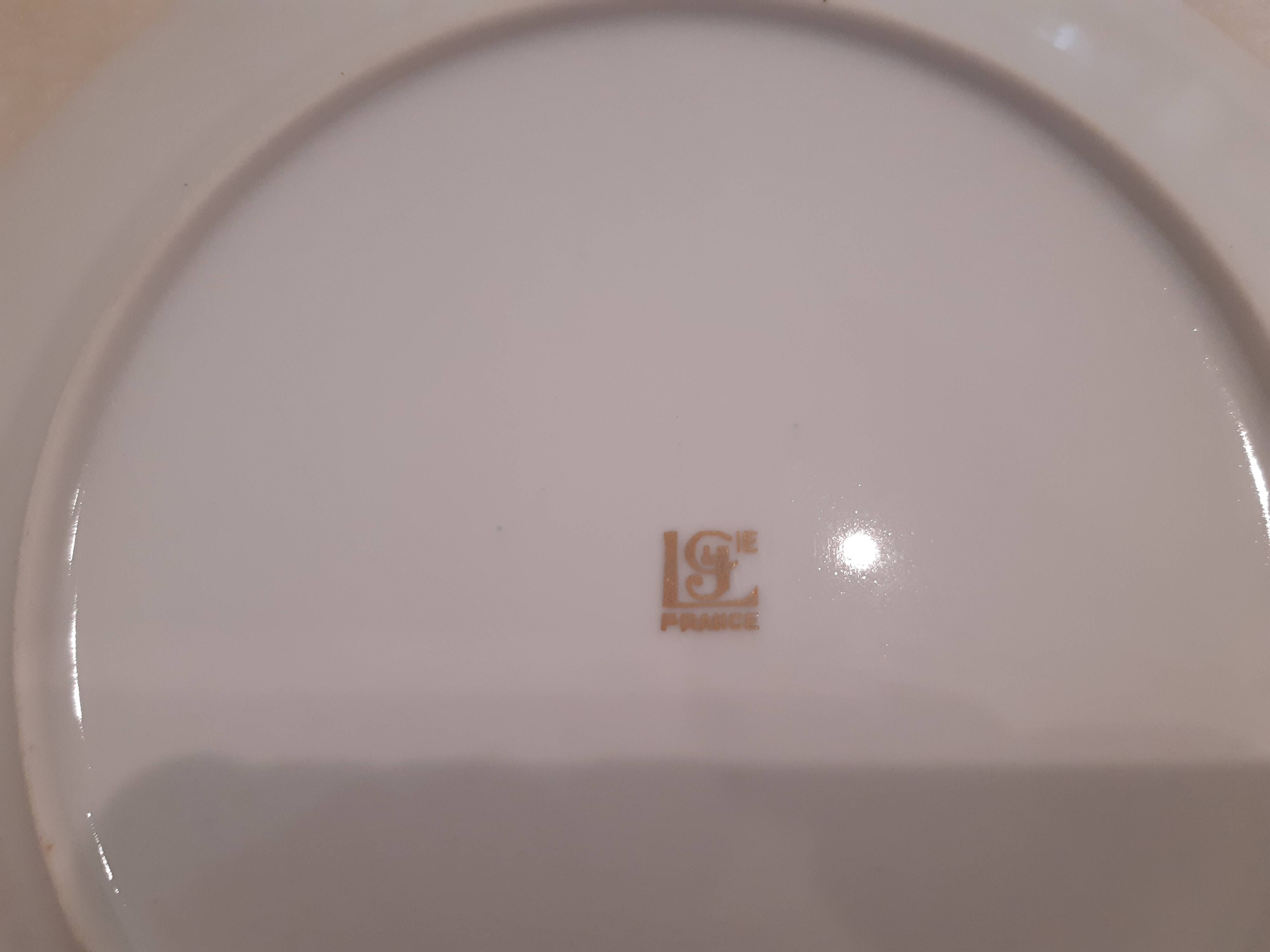 Porcelain plate with gold trim