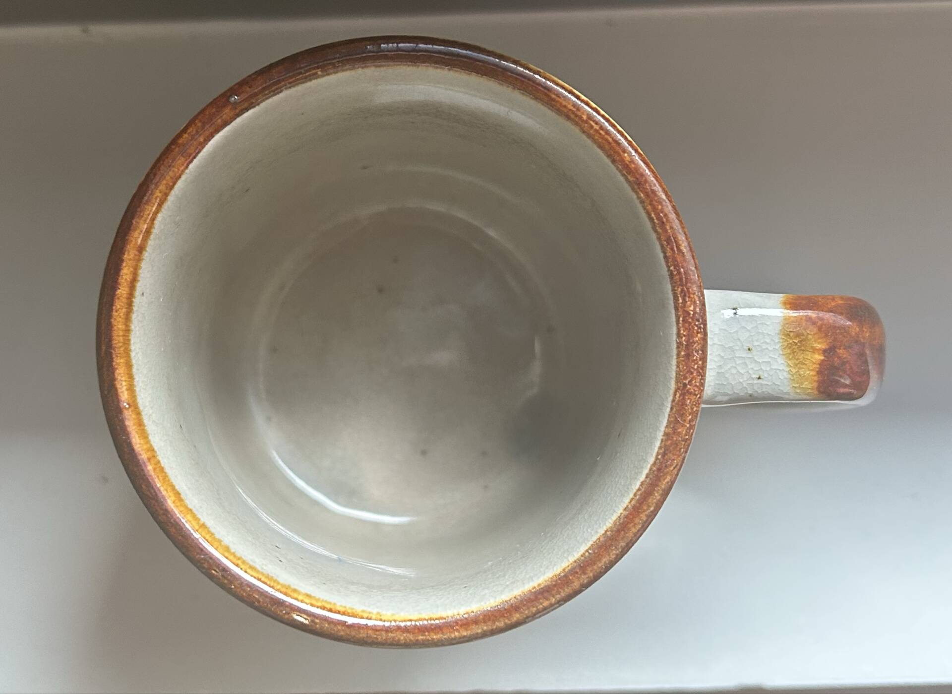 Vintage stoneware mug – Hand-painted floral pattern – Art Deco style