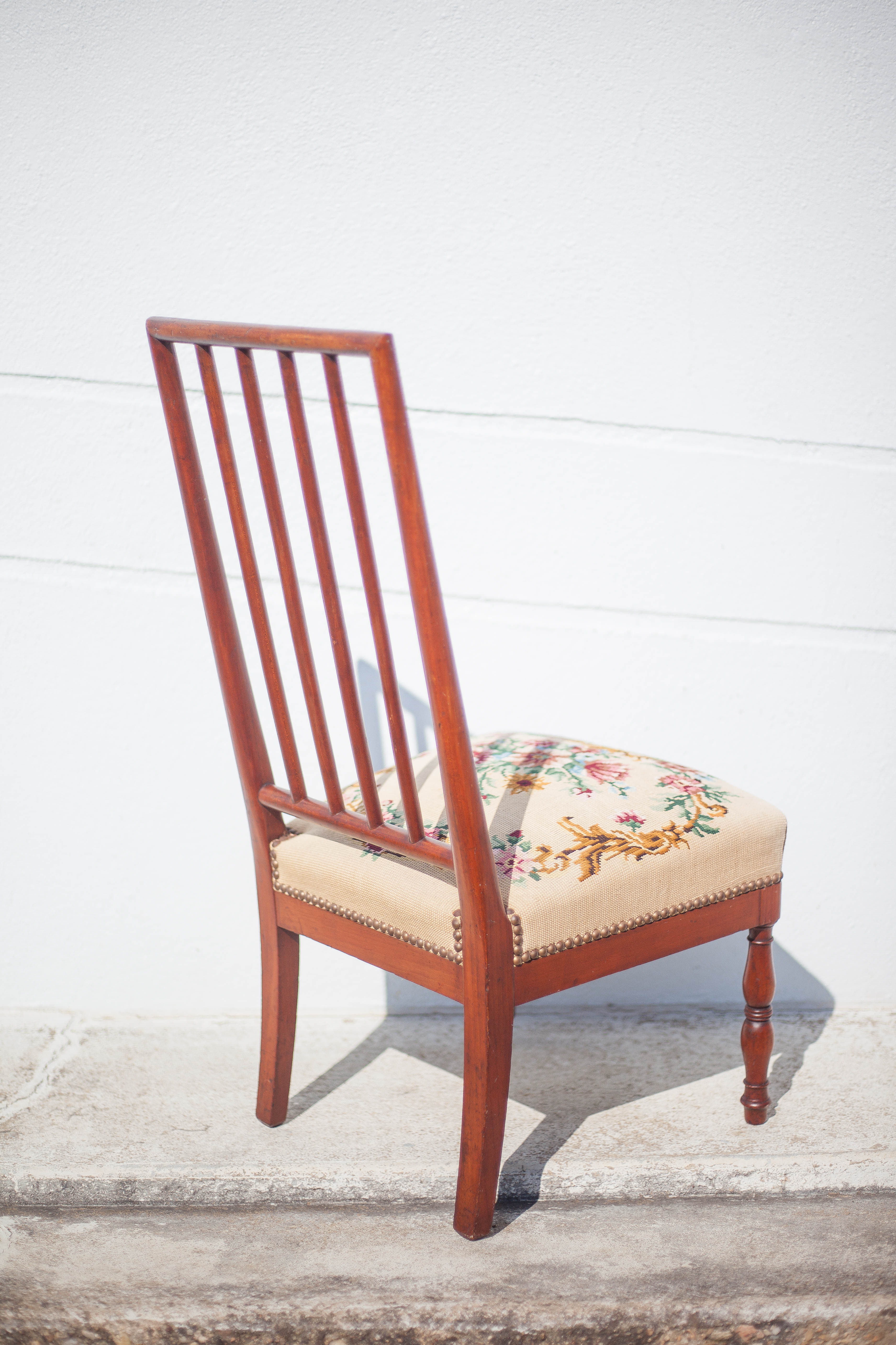 Wooden nurse chair with upholstery seat