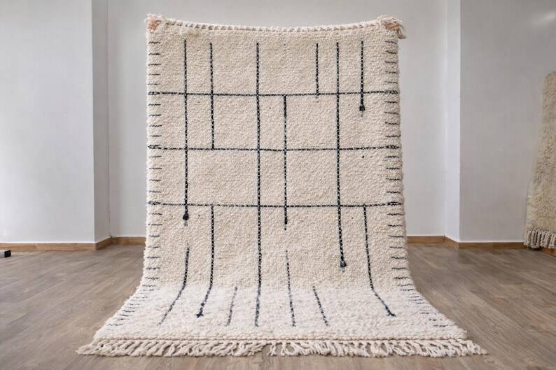 Pure wool rug, traditionally handwoven, size 2/3 m.