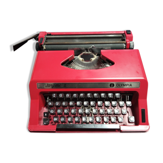 Typewriter OLYMPIA Dactylette S Plum Color