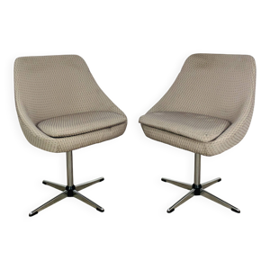 Paire de chaises coque