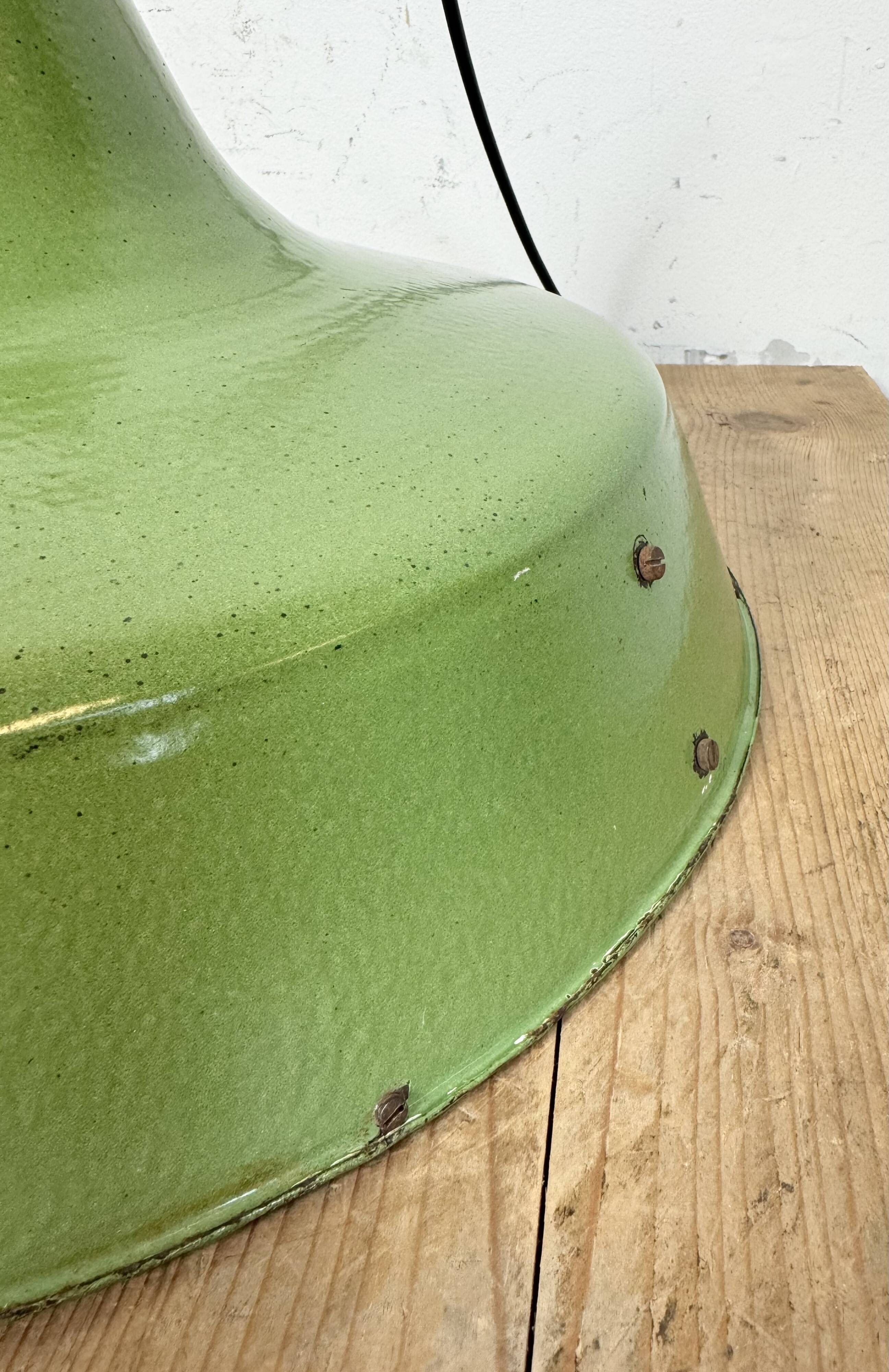 Industrial Italian Green Enamel Factory Pendant Lamp, 1960s