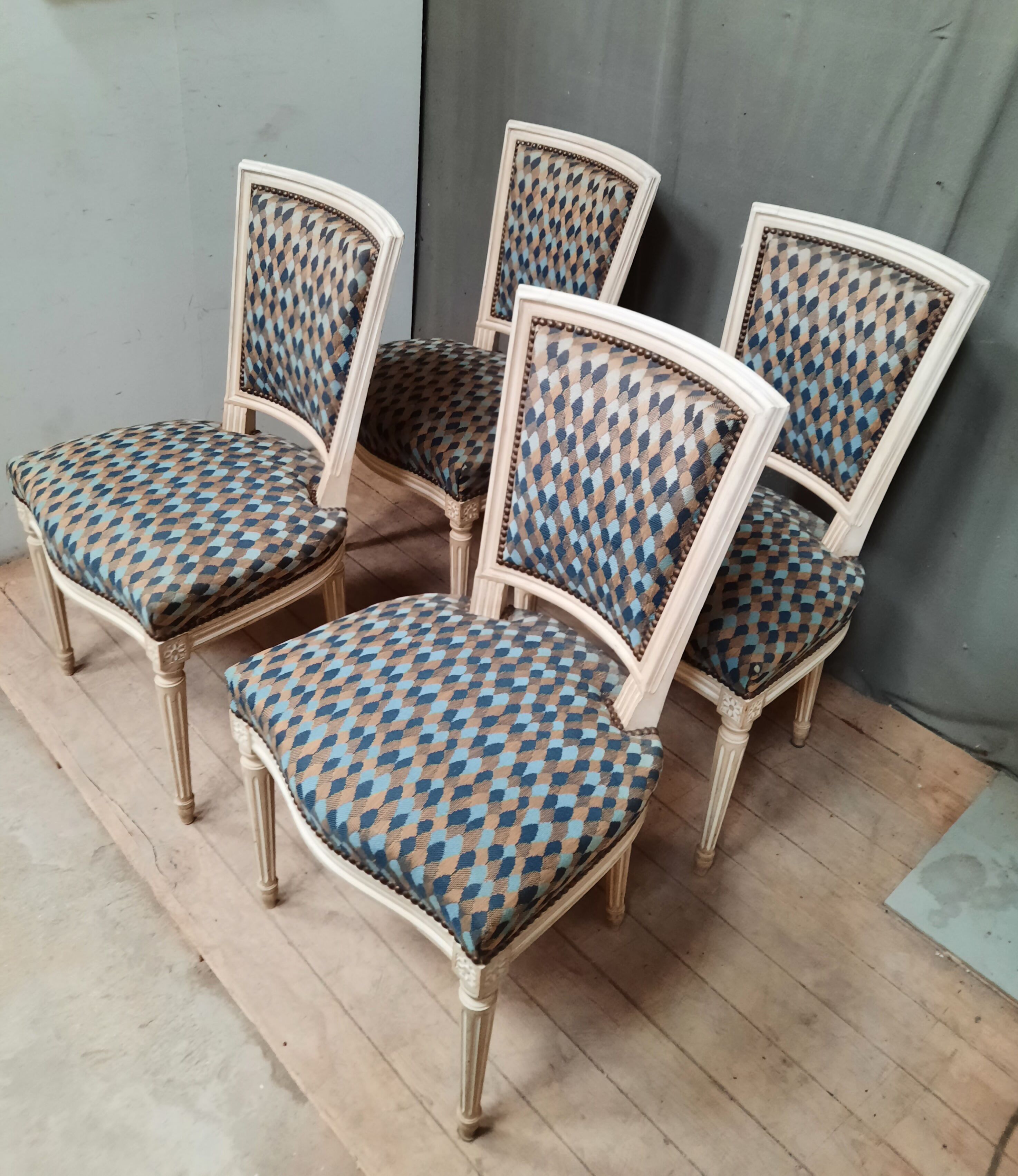 Set of 4 Louis XVI style chairs