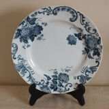 7 flat plates in Terre de Fer St Amand model Boule de Neige