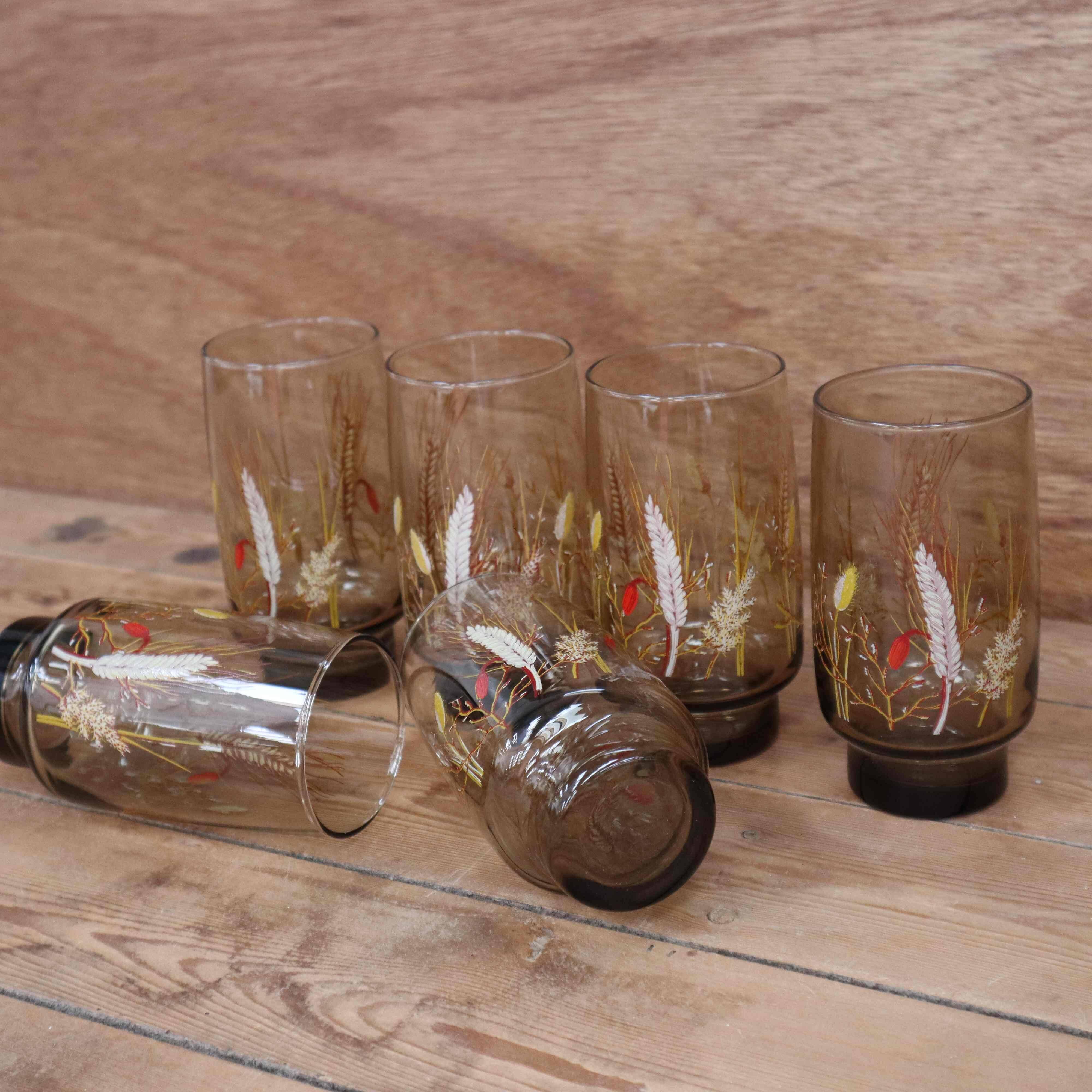 Set of 6 Orangeade Glasses and Smoked Pitcher with Arcoroc Ear of Wheat Decor