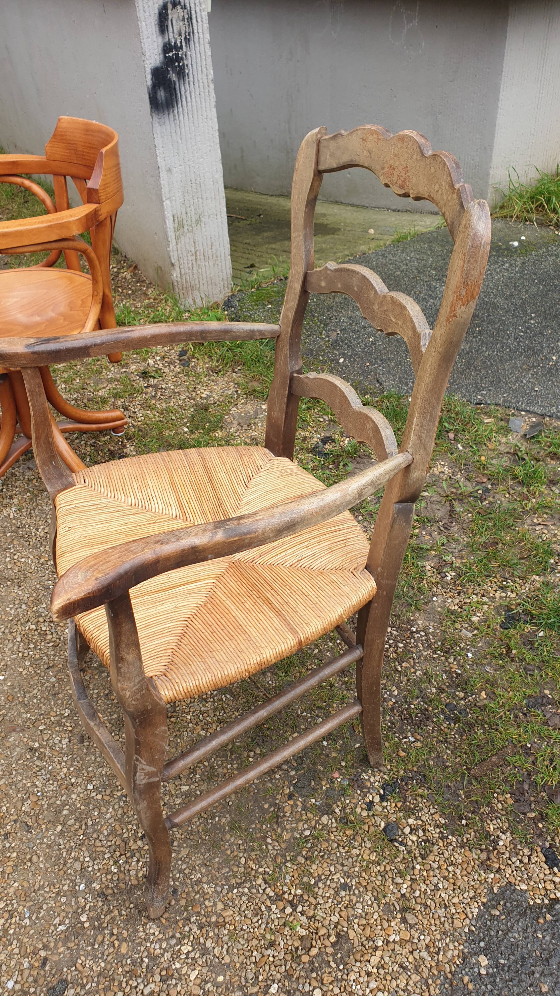 Rustic straw armchair