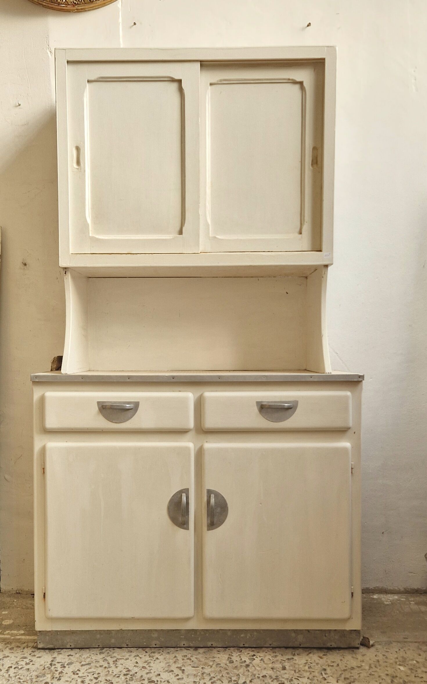 Kitchen furniture