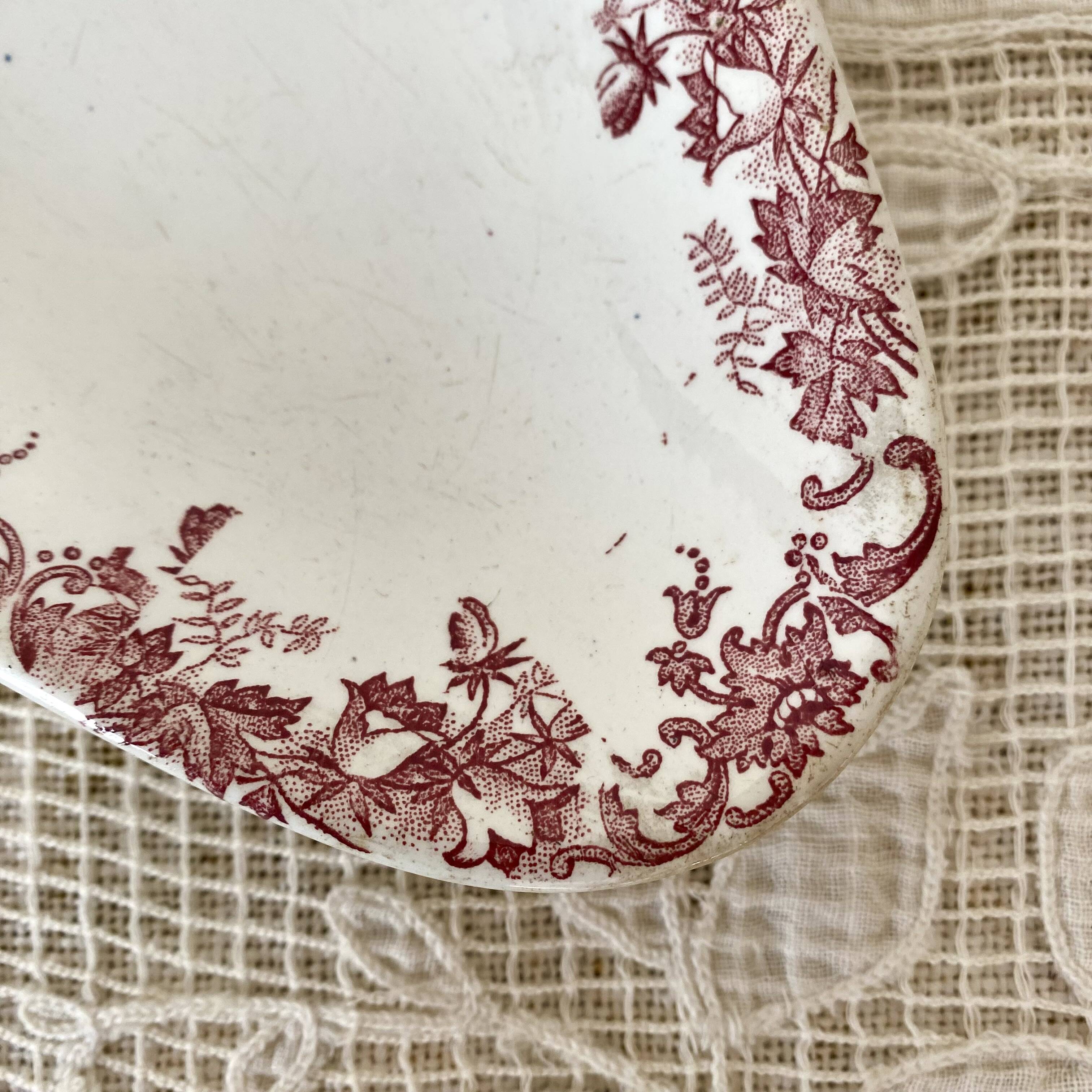 St Amand "Campanule" ironstone dish