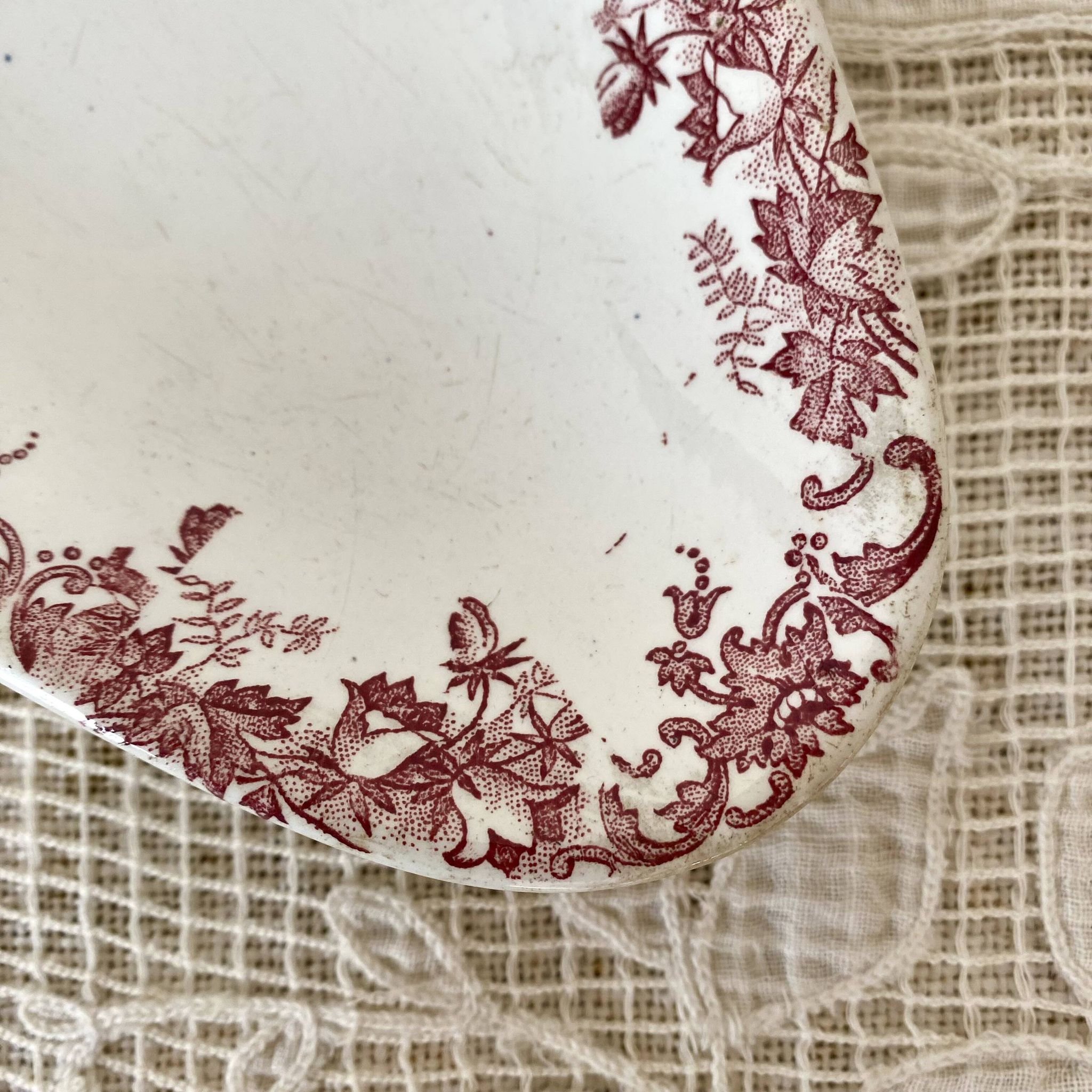 St Amand "Campanule" ironstone dish