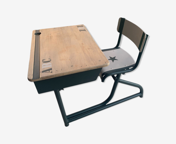 Beautiful school desk
