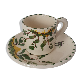 Coffee cup with flowery under cup