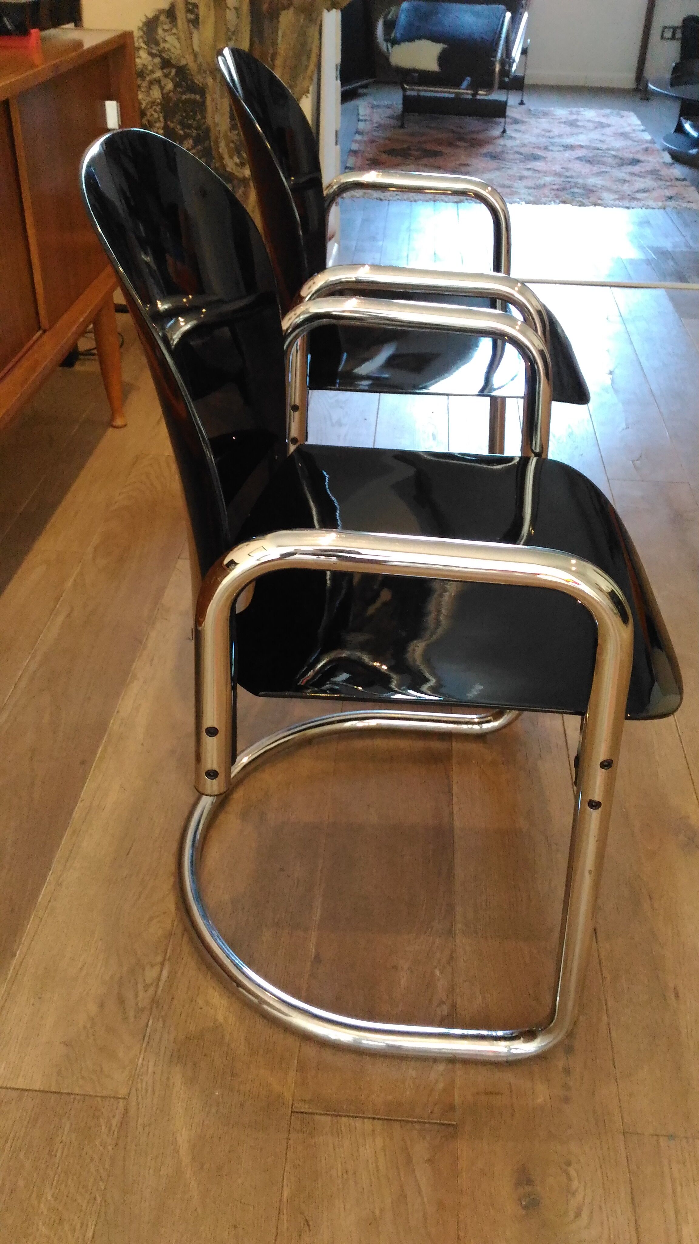 Pair of chairs "Dialogo" by Afra and Tobia Scarpa for BB ITALIA 1970