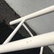 Tabouret scandinave en bois teinté blanc 60