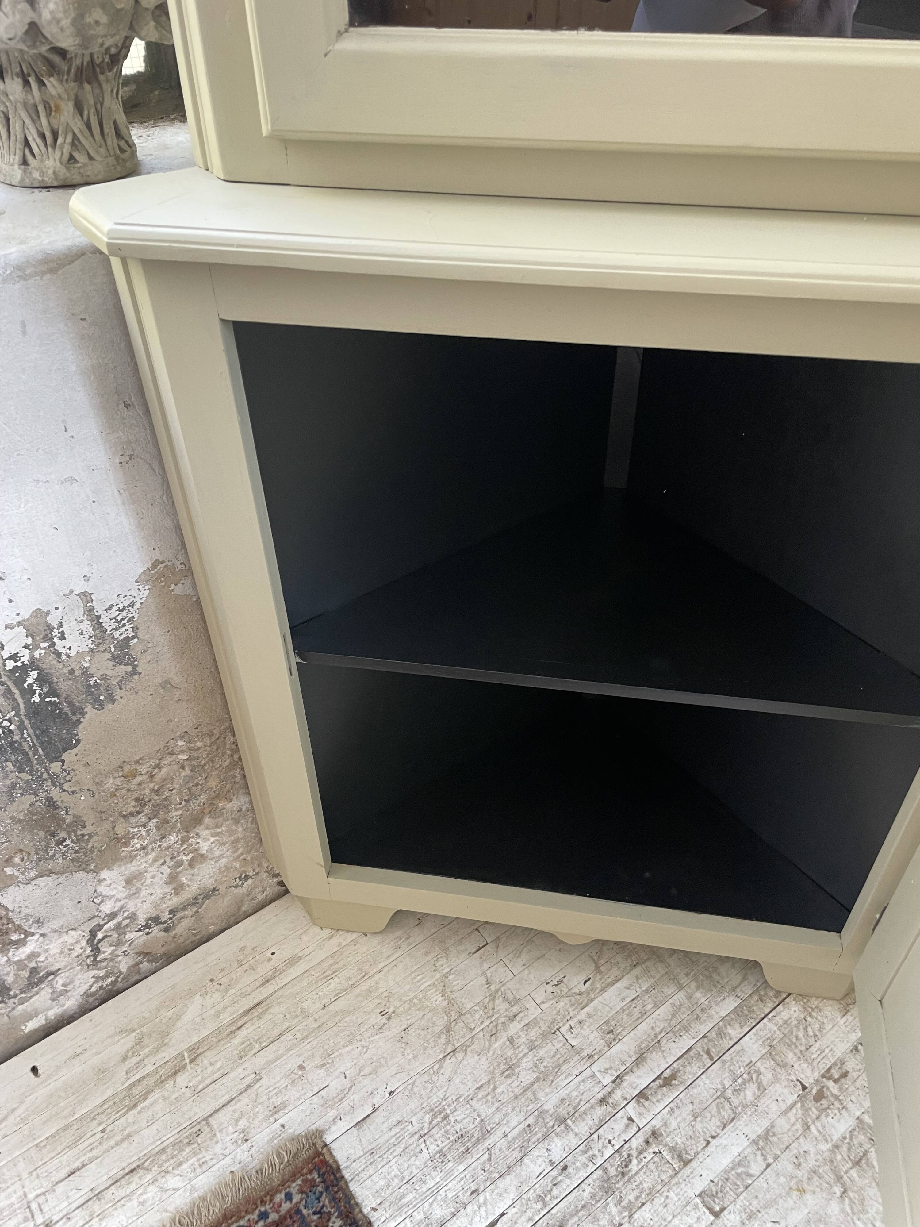 Corner display cabinet from the 1950s