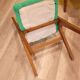 5 chaises pieds compas