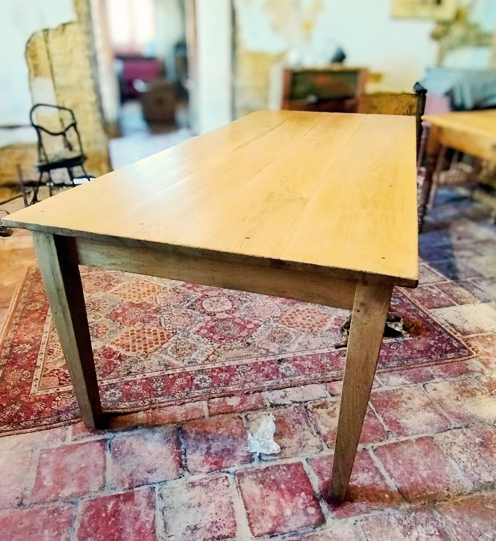 Table de ferme 230 x100 ,chêne clair patiné,