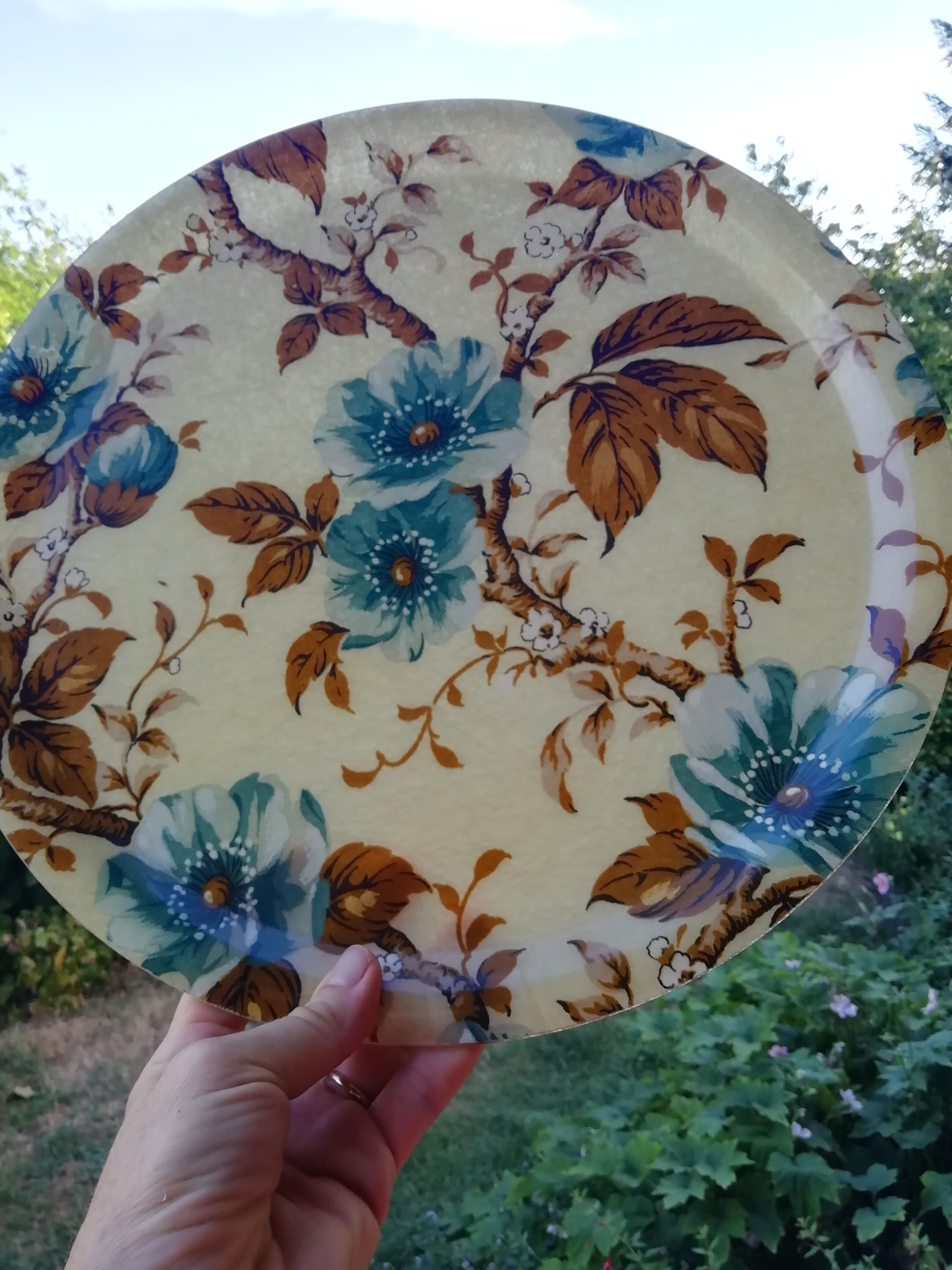 Plateau rond en fibre de verre